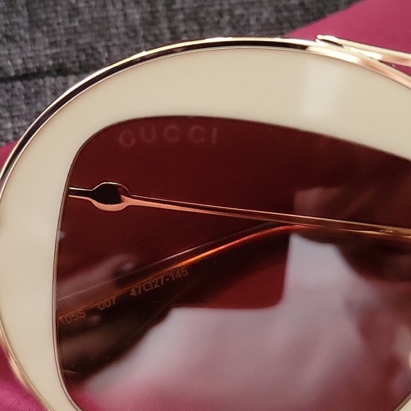 Sunglasses - Picture 5 of 7